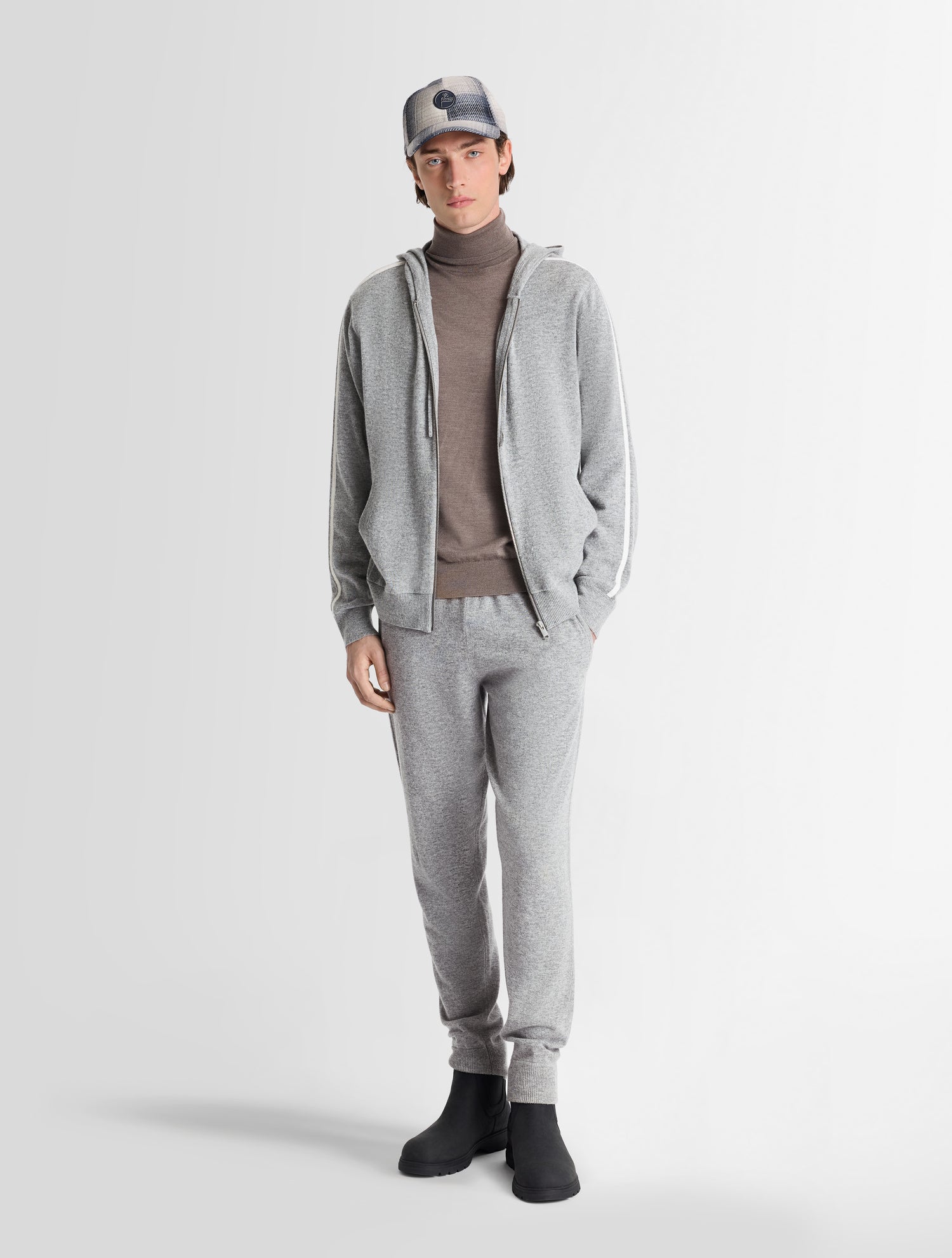 fusalp-gilet-noren-pull-capuche-laine-cachemire-rayures-manches image 1