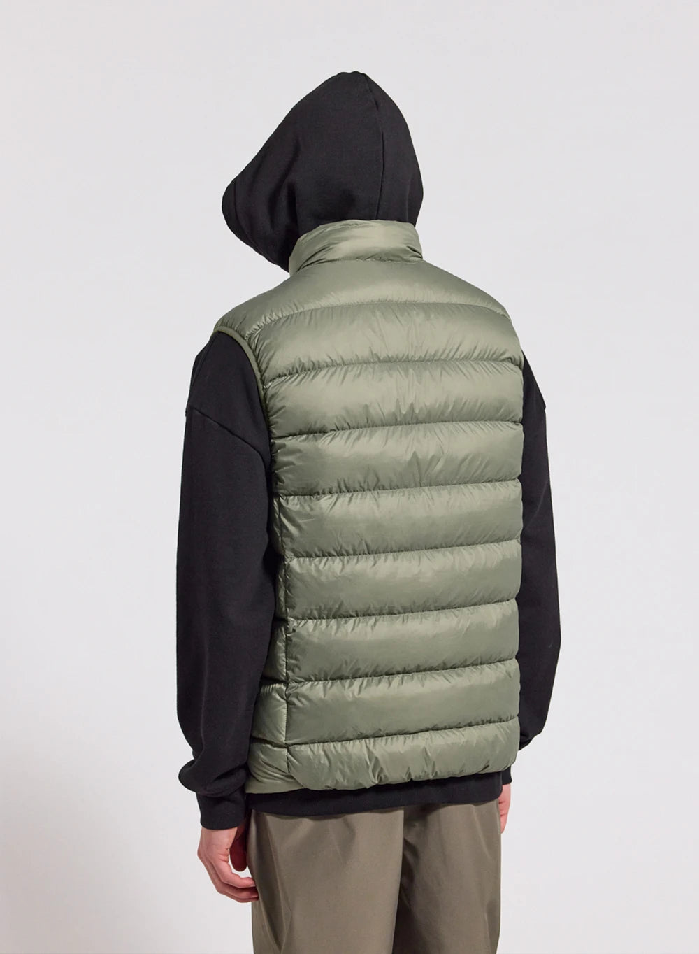 doudoune-sans-manches-homme-pyrenex-arial-khaki-clair image 3