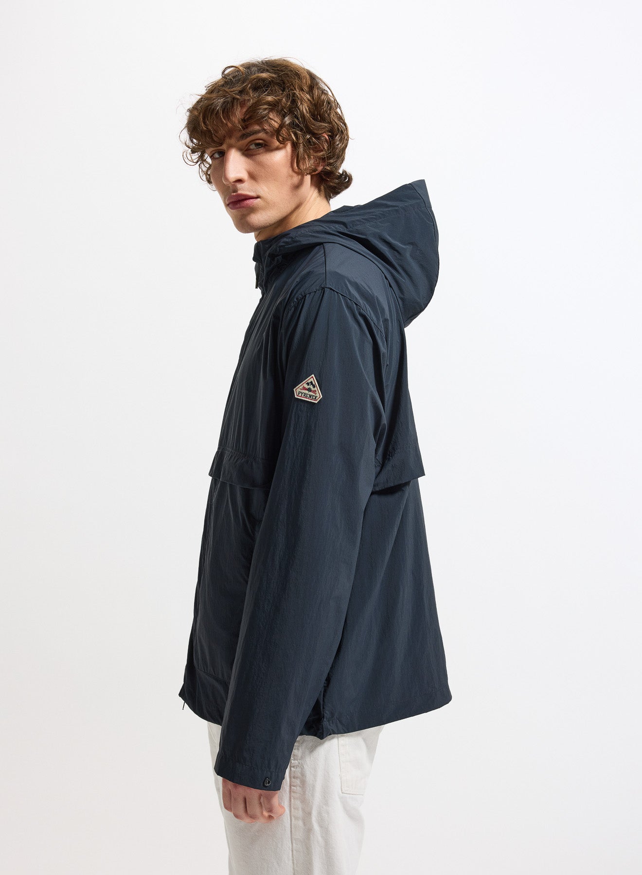 coupe-vent-unisexe-capuche-pyrenex-soulere-bleu-marine image 5