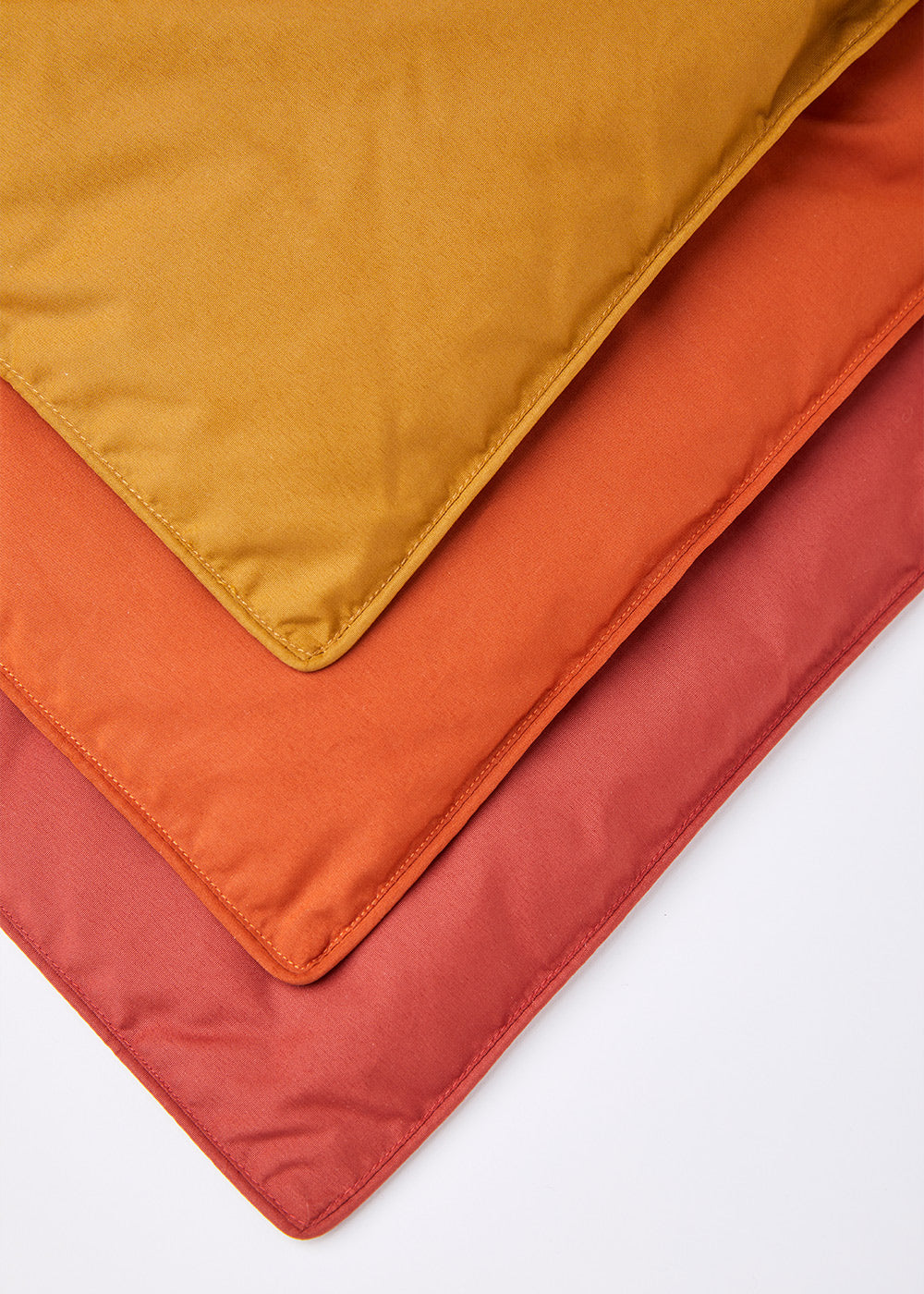 plaid-pyrenex-caresse-ocre-duvet image 5