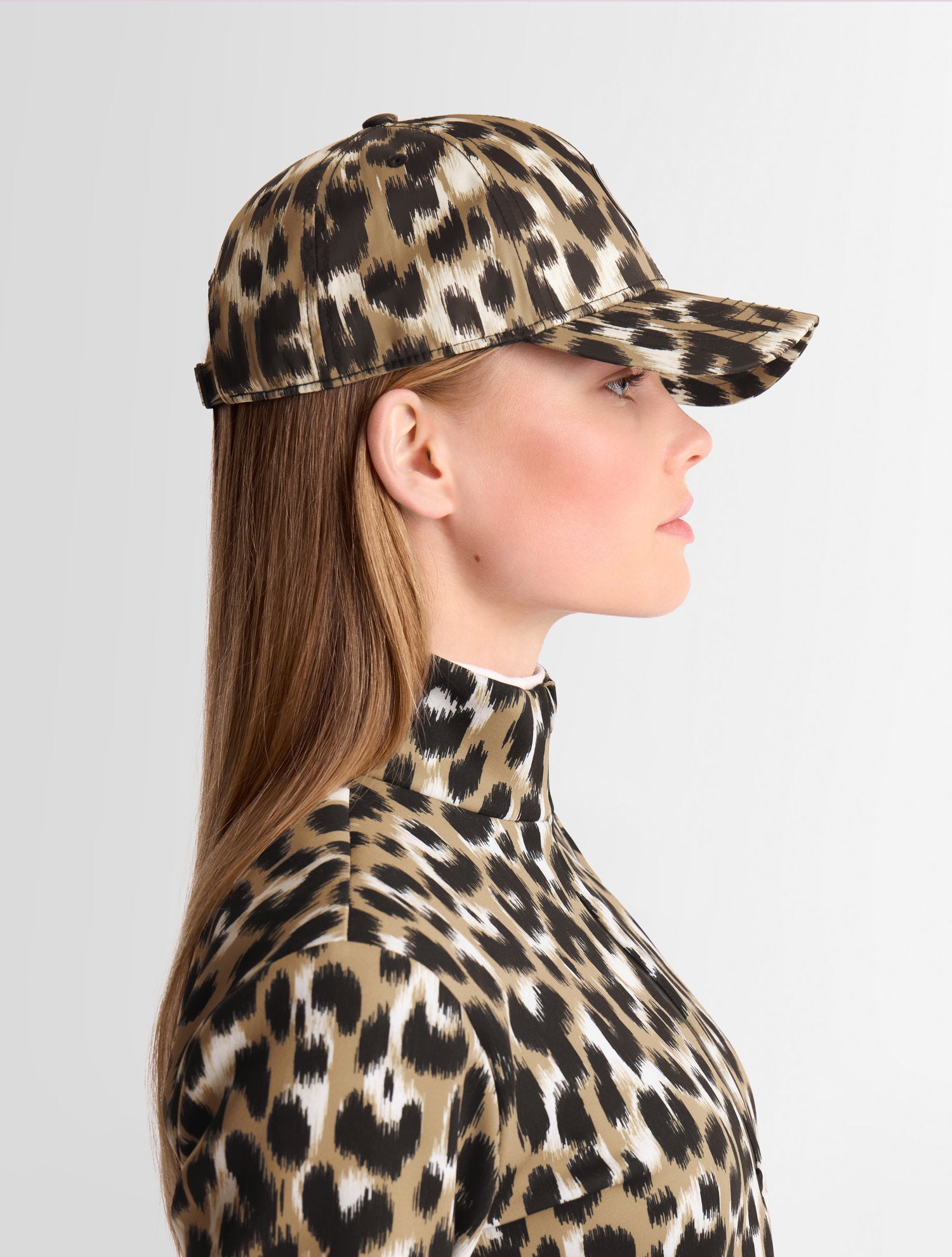fusalp-casquette-l-opard-twill-effet-satin image 4