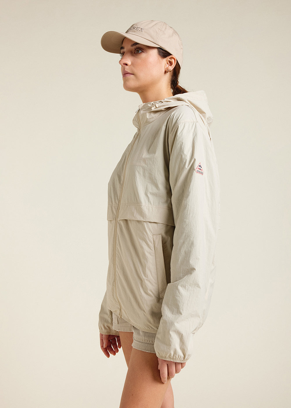 pyrenex-ridge-coupe-vent-unisexe-capuche-oyster-gray image 4