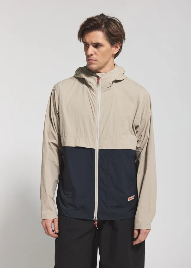 pyrenex-soulere-coupe-vent-unisexe-capuche-beige image 1
