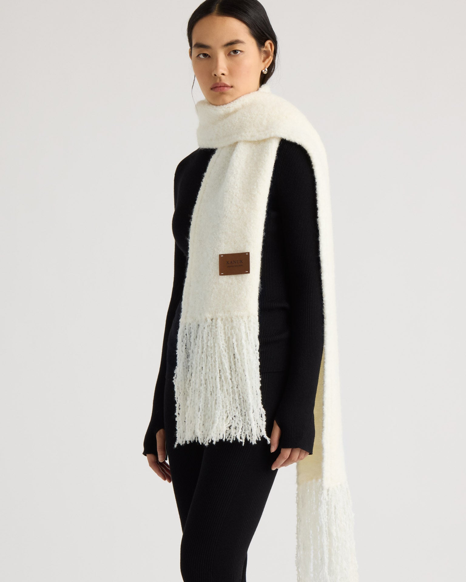 kanuk-radisson-foulard-en-maille-boucl-e-franges image 1