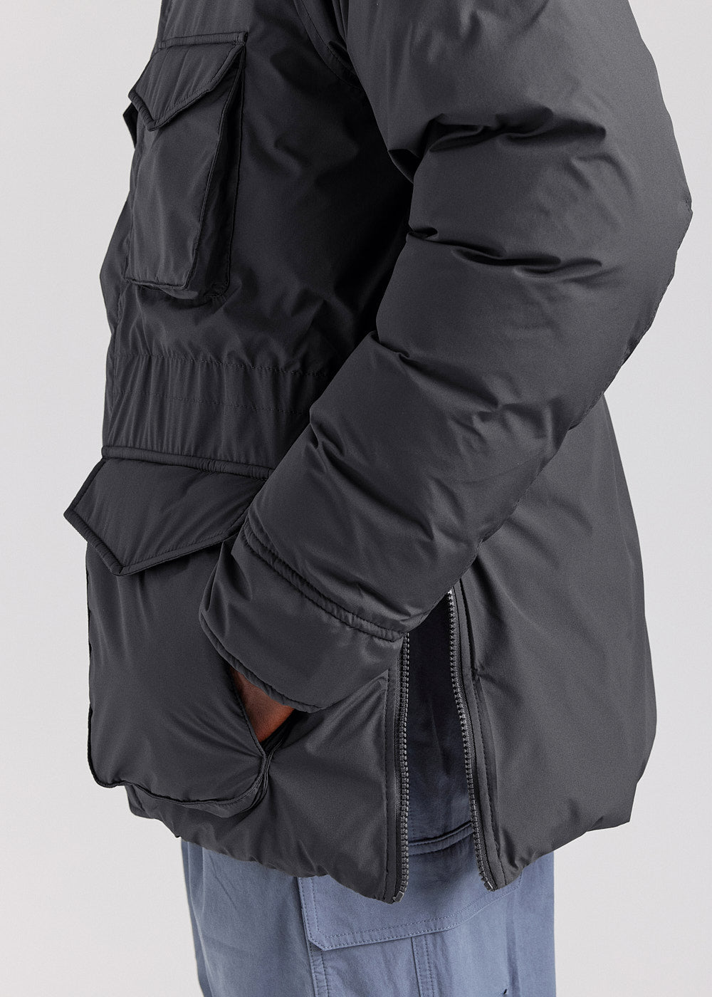 pyrenex-bazus-parka-homme-en-duvet-naturel-noire image 4