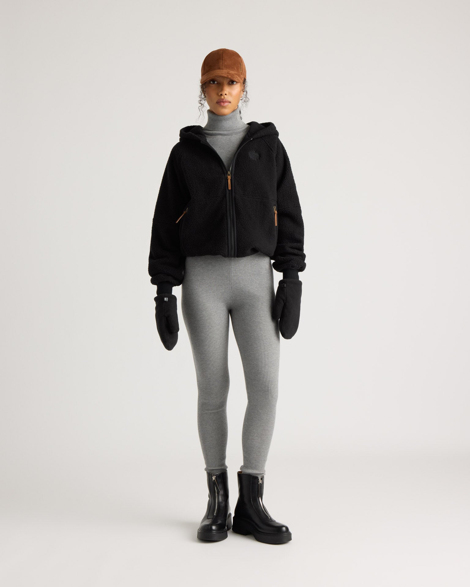 kanuk-boisbriand-chandail-sherpa-capuche-zipp-femme image 3