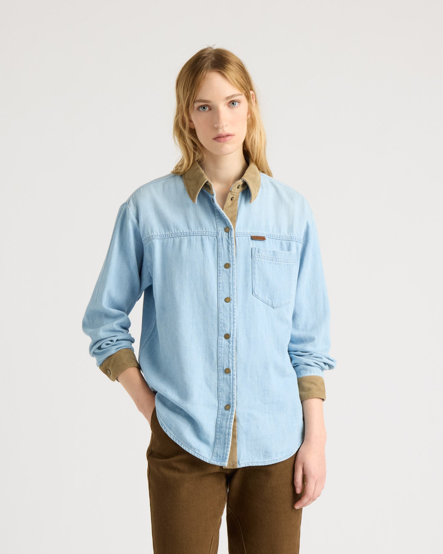 kanuk-cacouna-chemise-en-denim-col-et-poignets-velours-c-tel image 1