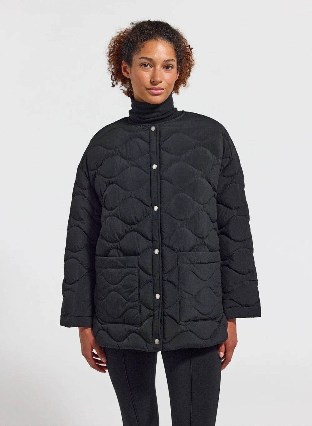 pyrenex-sienna-doudoune-l-g-re-femme-noire-col-rond image 1