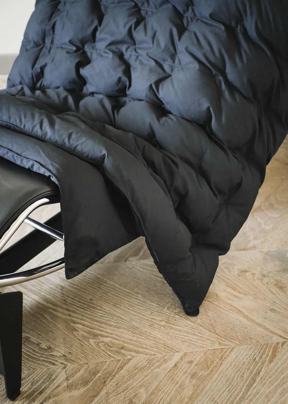 plaid-pyrenex-caresse-carbone-duvet image 1