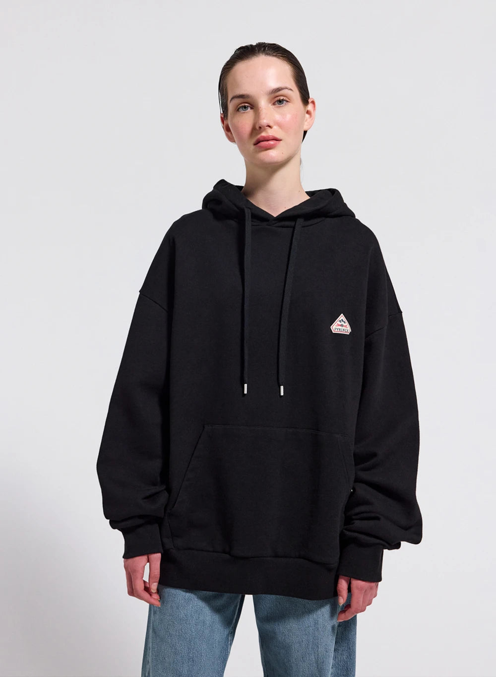 sweat-capuche-unisexe-pyrenex-journey-noir-en-coton-bio image 2