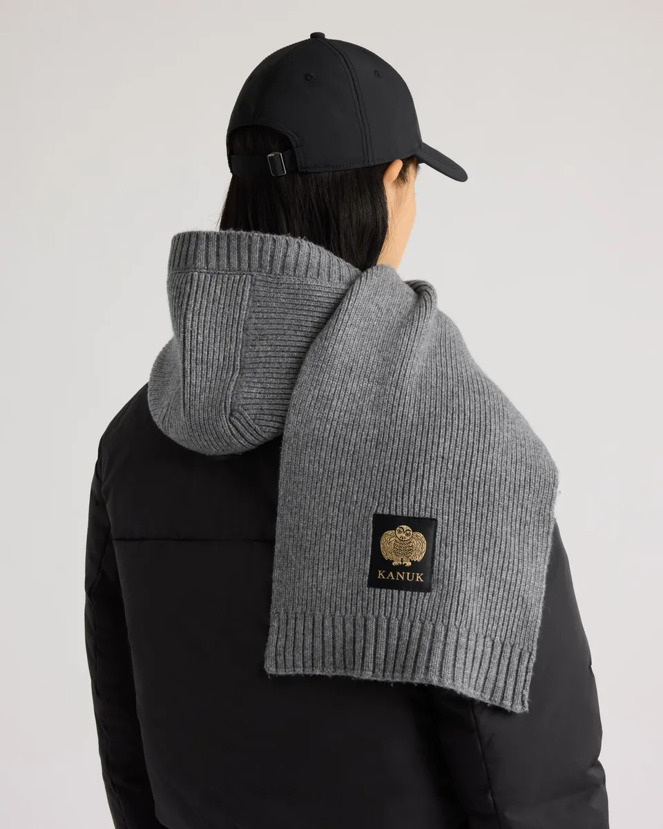 kanuk-montebello-charpe-capuchon-en-tricot-c-tel image 1