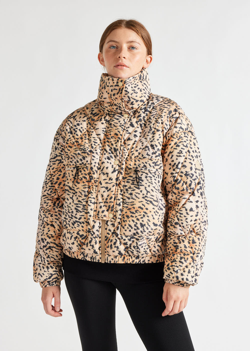 pyrenex-friday-doudoune-femme-wild-print-l-opard-x-roseanna image 1