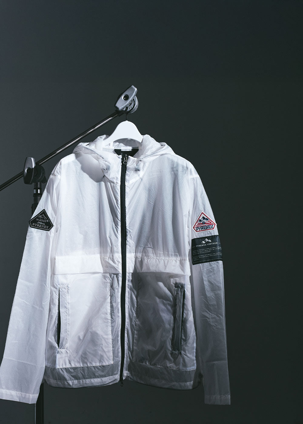 pyrenex-x-wildside-soulere-coupe-vent-blanc-dition-limit-e image 7