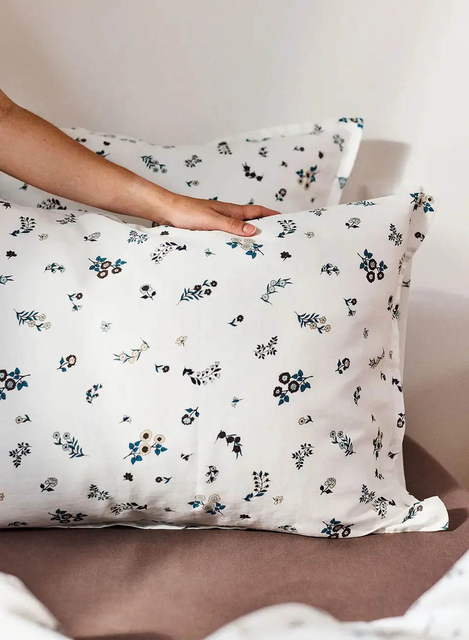 pyrenex-lily-taies-d-oreiller-x2-floral-coton-bio-tencel image 1