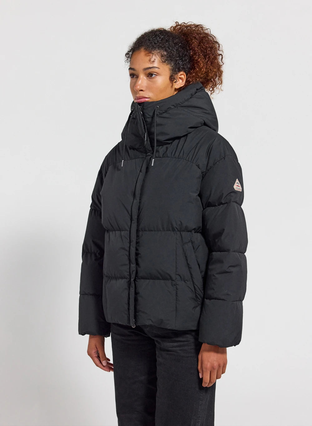 pyrenex-harmonie-doudoune-femme-capuche-enveloppante-noire image 6