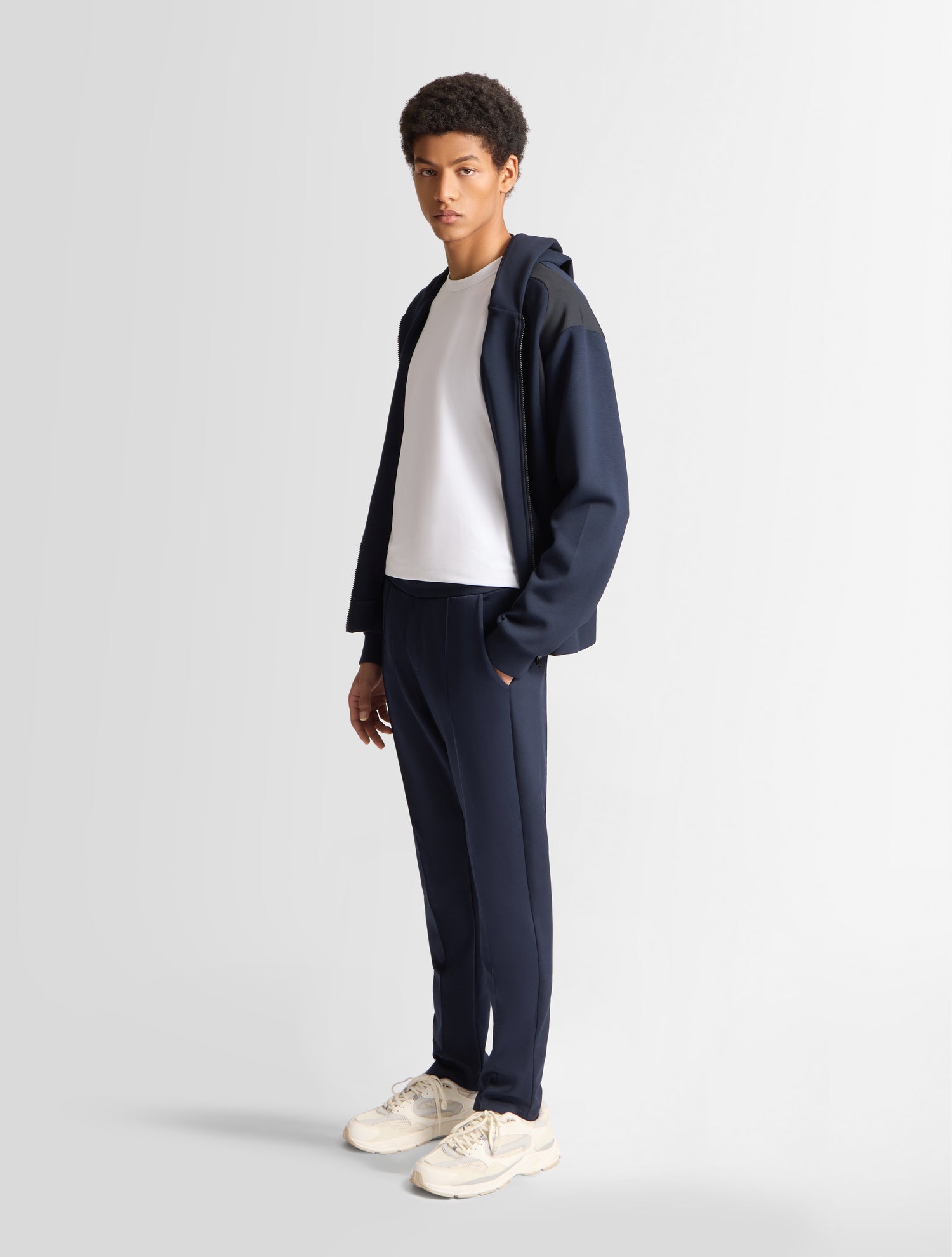 fusalp-pantalon-malaga-homme-pantalon-molleton-stretch-plis image 2