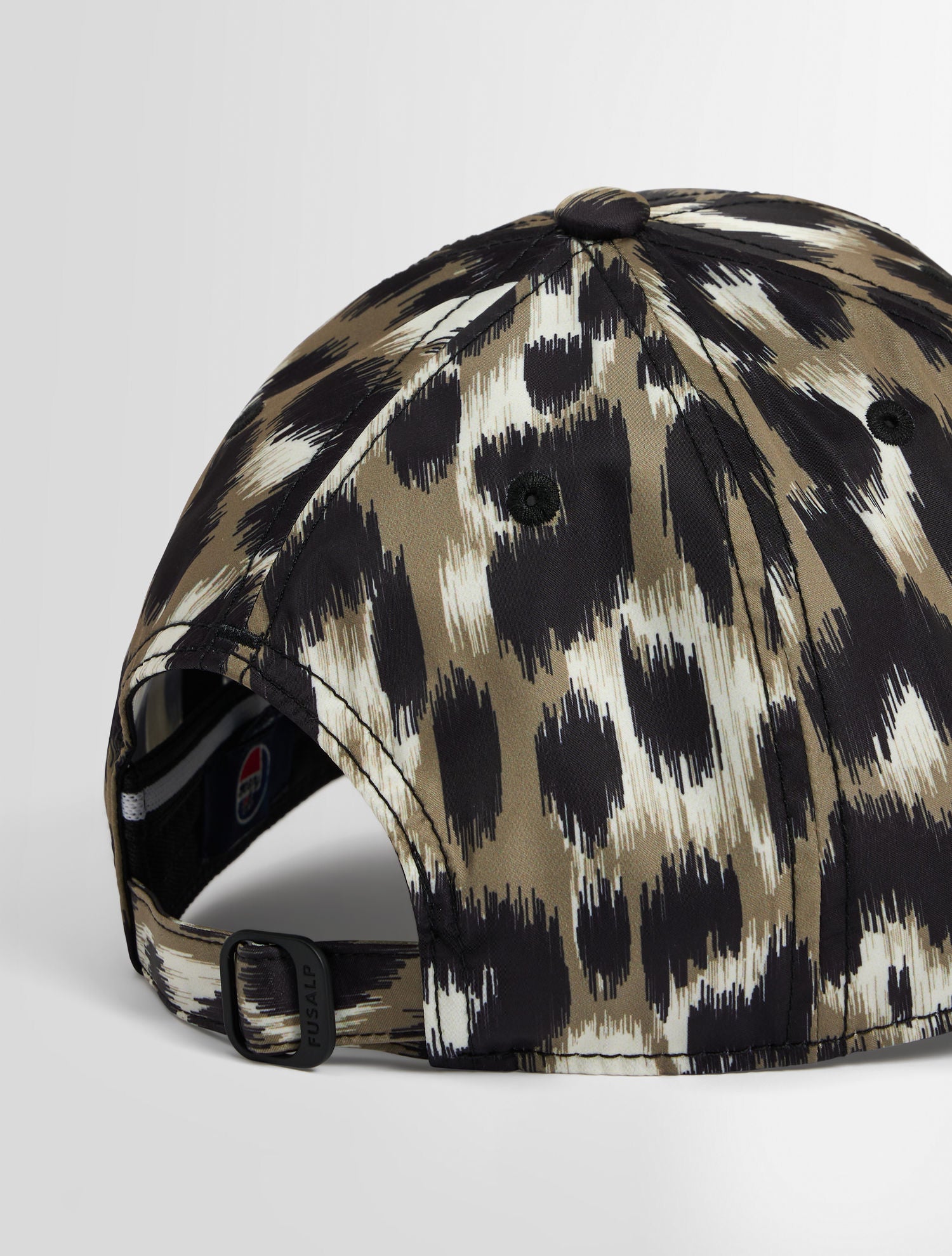 fusalp-casquette-l-opard-twill-effet-satin image 6