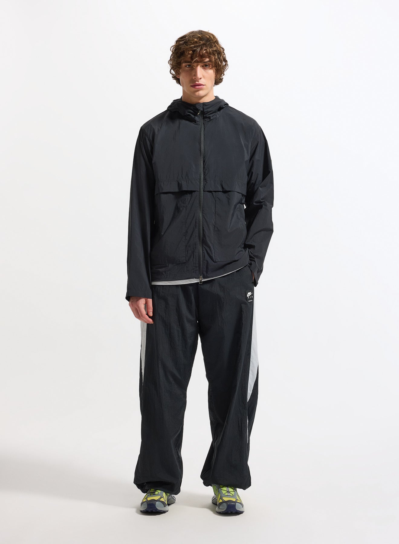 coupe-vent-pyrenex-soulere-unisexe-capuche-noir image 3