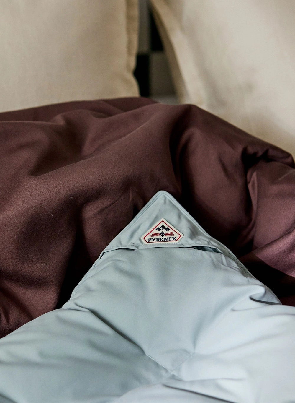 pyrenex-caresse-plaid-en-duvet-vert-de-gris image 4