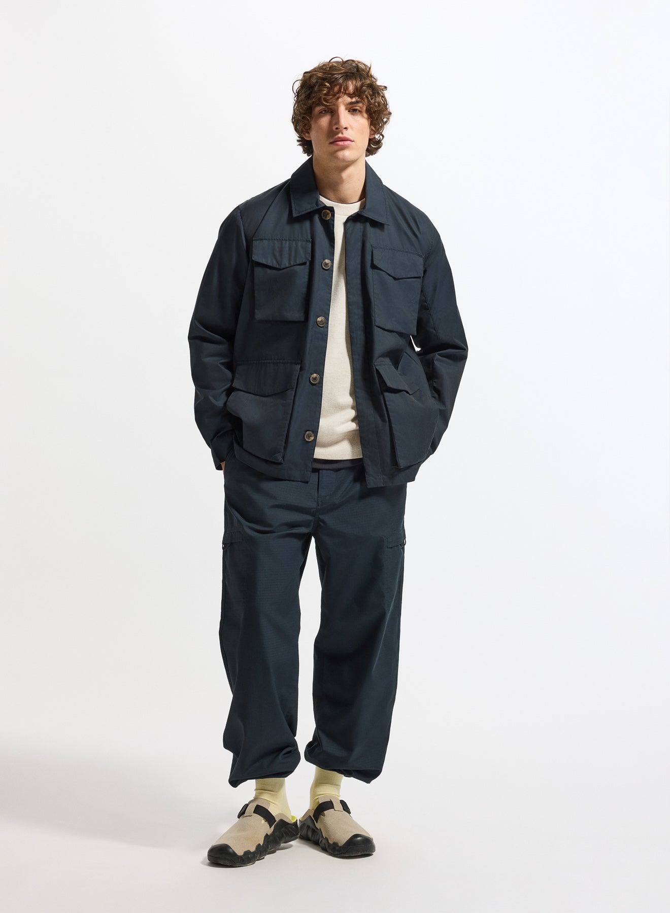 pyrenex-field-veste-l-g-re-homme-bleu-marine-d-perlante image 2