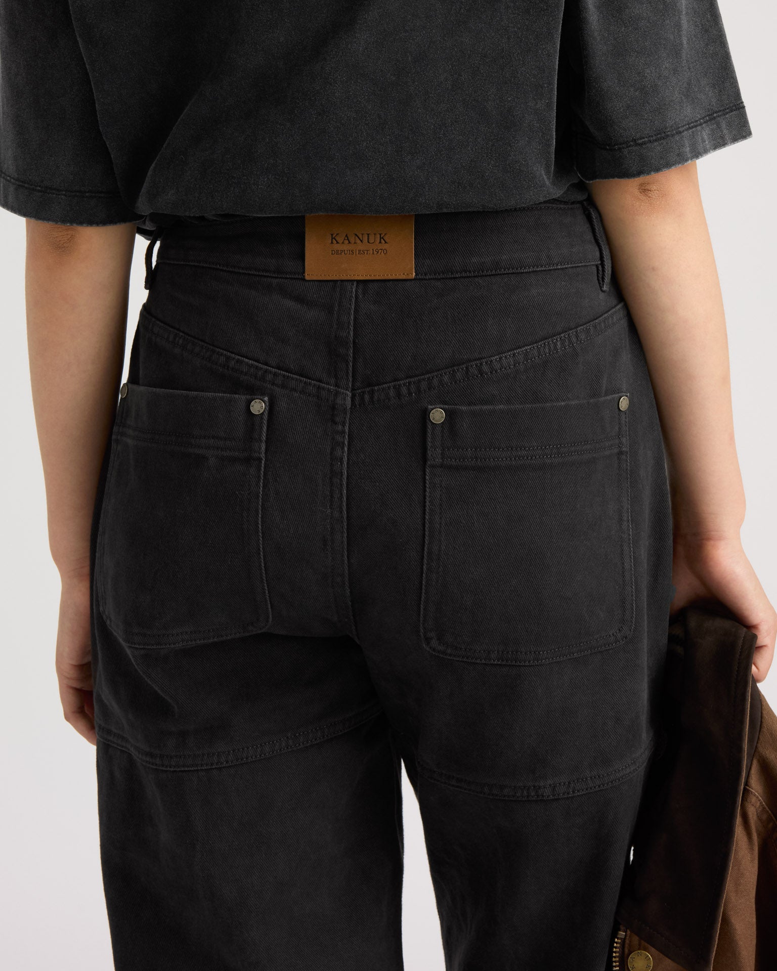 kanuk-kiamika-pantalon-cargo-en-serg-jambe-ballon-femme image 6