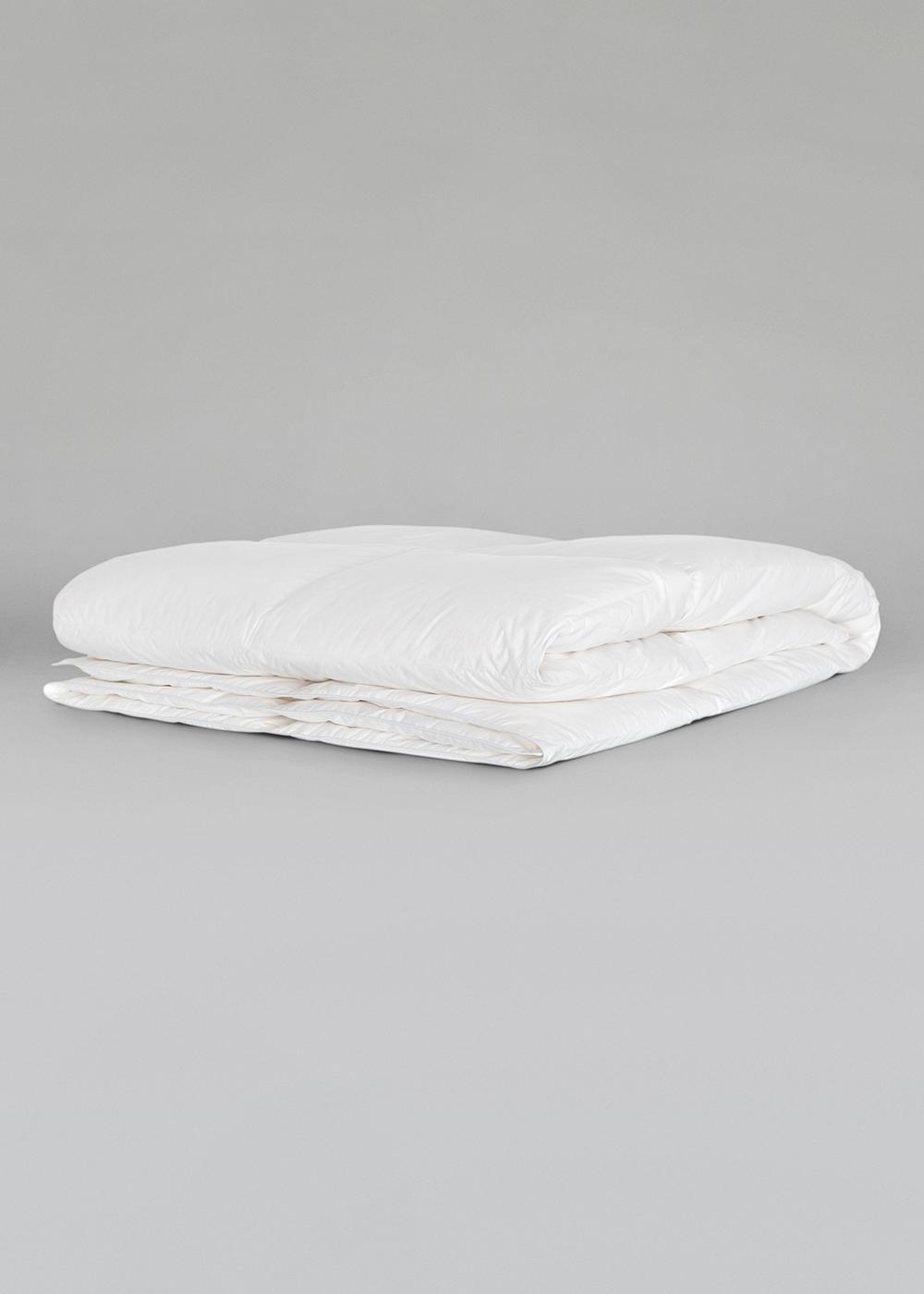pyrenex-papeete-duo-240-pack-couettes-4-saisons-90-duvet image 1