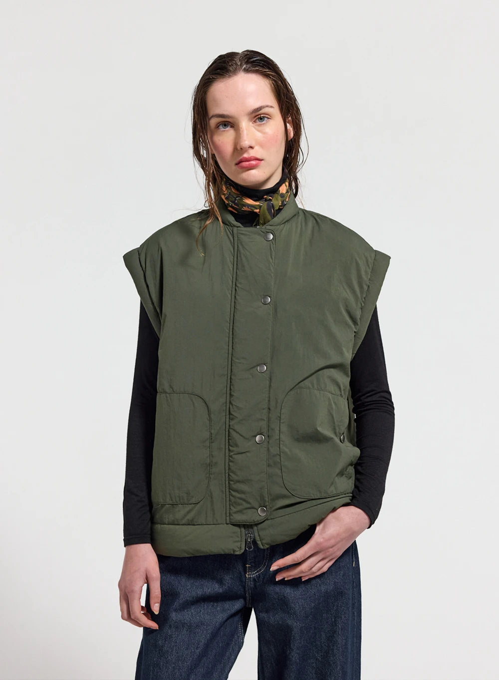 pyrenex-ritzy-doudoune-l-g-re-sans-manches-femme-kaki-fonc image 1