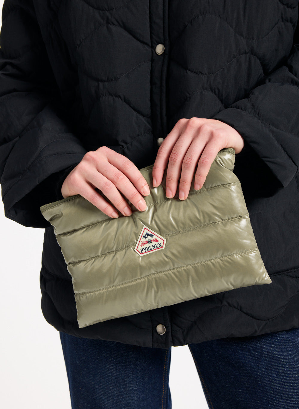 pyrenex-down-pouch-pochette-matelass-e-duvet-vintage-khaki-clair image 2