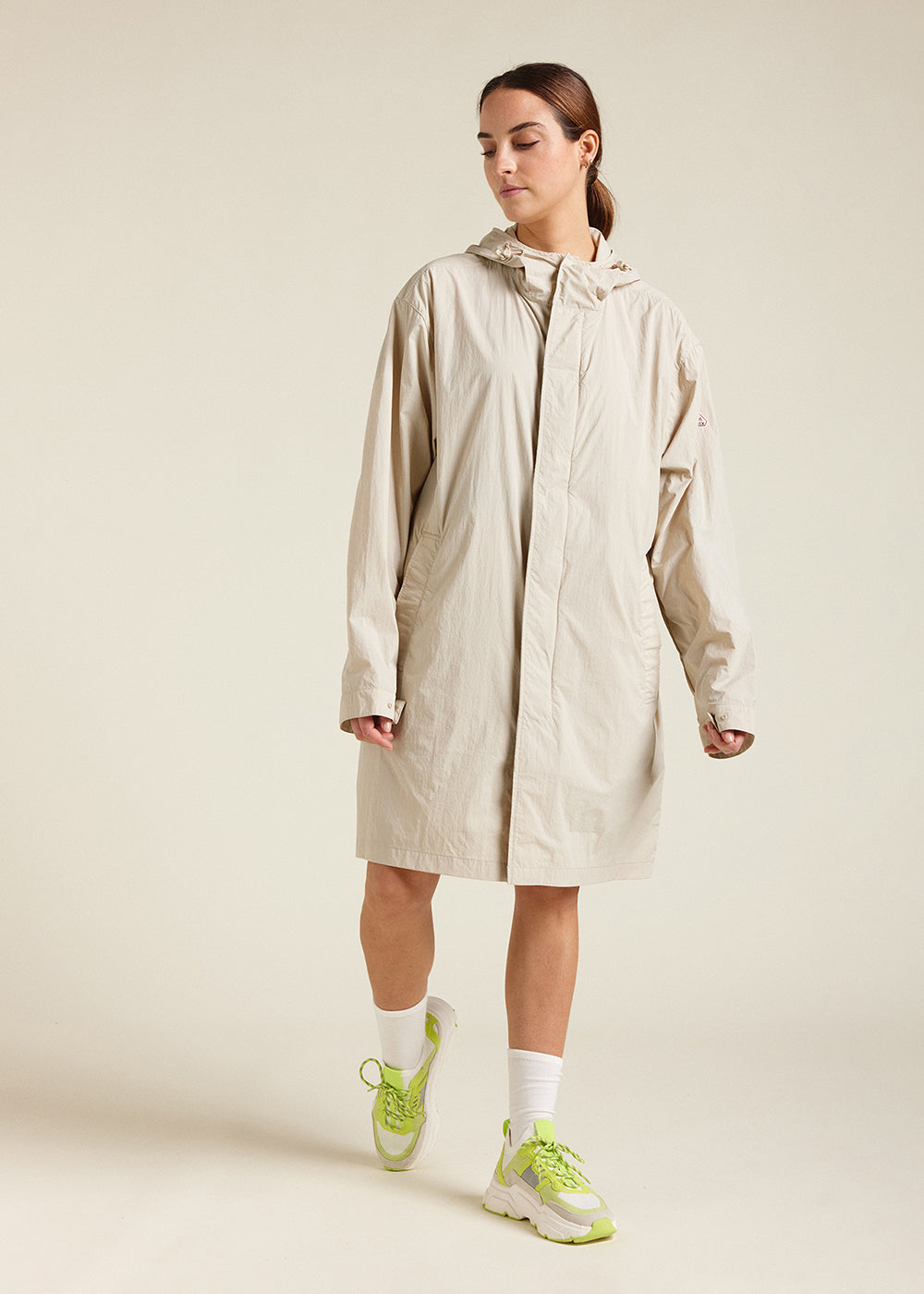 pyrenex-torrent-coupe-vent-long-capuche-unisexe-oyster-gray image 6