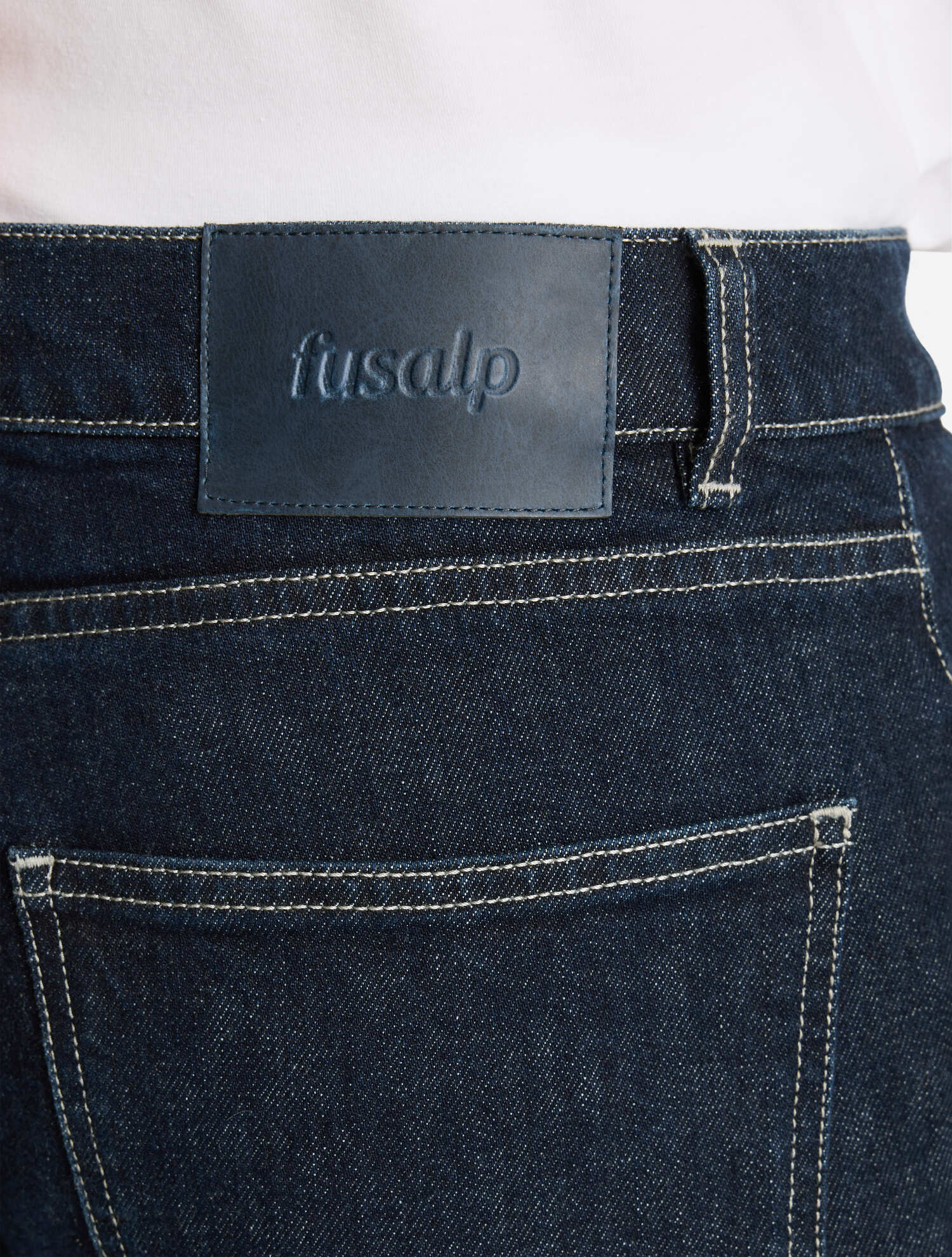 fusalp-nordalo-pantalon-jean-coupe-droite image 4